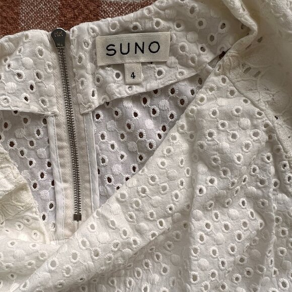 Suno lace/ eyelette ss top - Picture 5 of 6